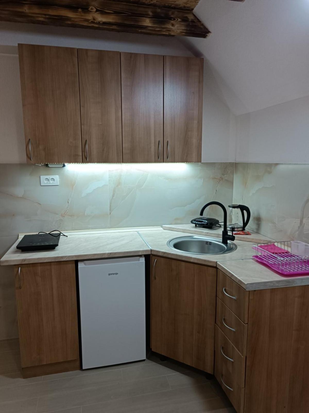 Apartmani Lena Plužine Buitenkant foto