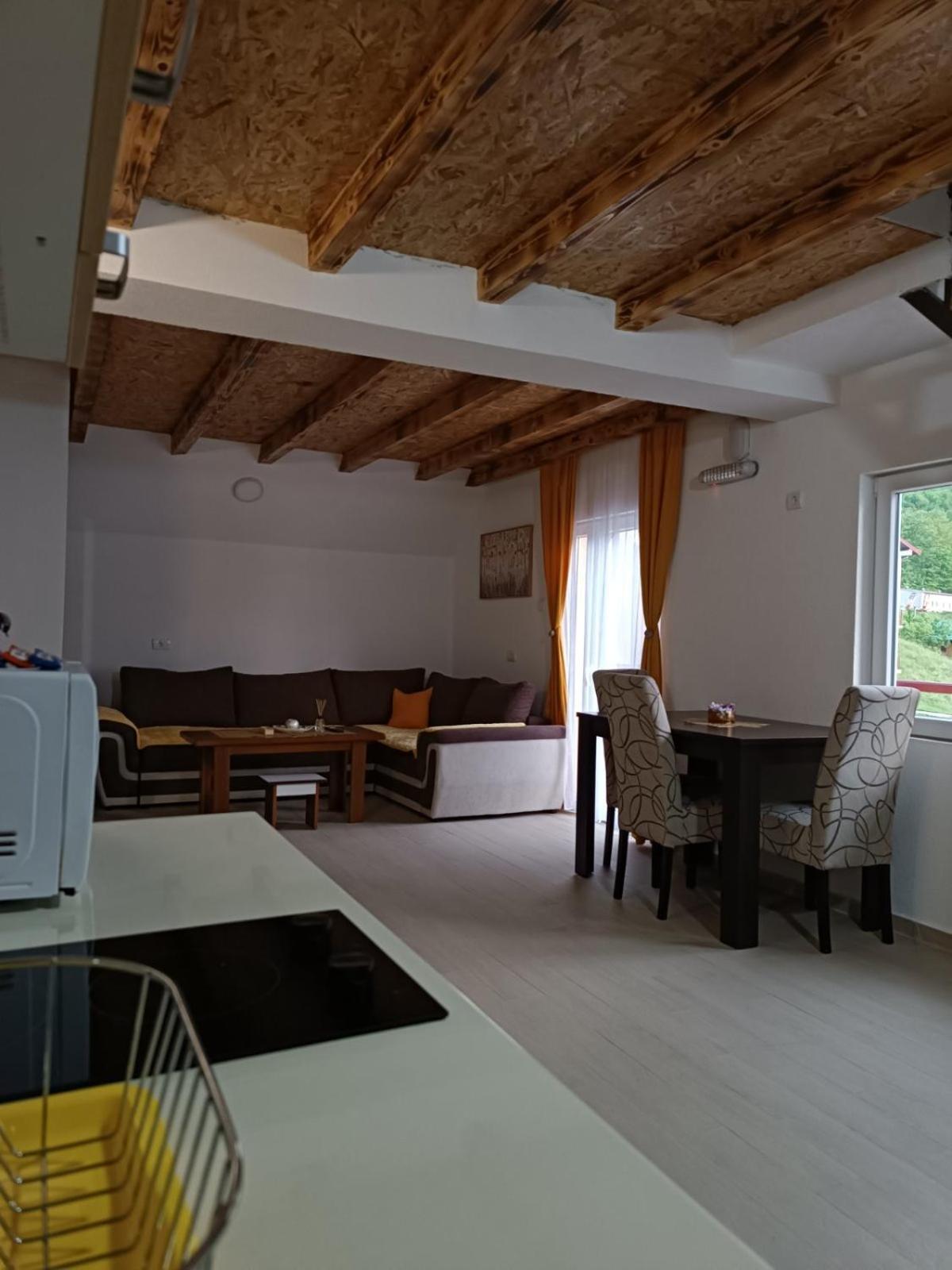 Apartmani Lena Plužine Kamer foto